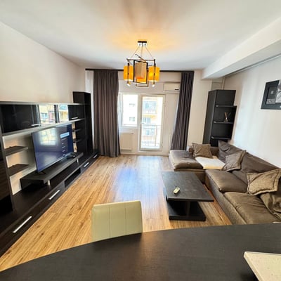 Alquiler de un acogedor apartamento de 2 habitaciones con balcón, Sector 6, Bucarest, Rumanía